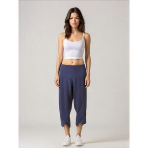 Women's Lululemon Leggings, Size 6, Purple